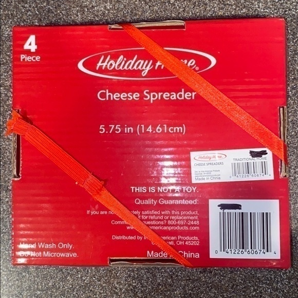 4-Piece Cheese Spread Holiday Knives NWT - Picture 3 of 3